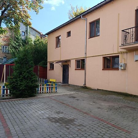 Apartments Domovik Beljaeva,5а Мукачево Екстер'єр фото