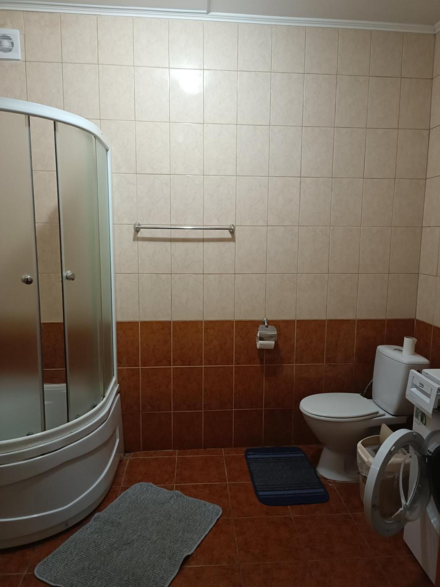 Apartments Domovik Beljaeva,5а Мукачево Екстер'єр фото