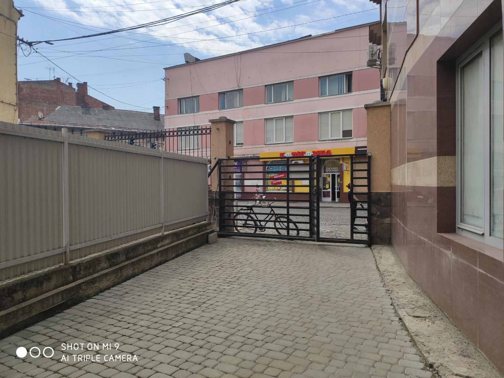 Apartments Domovik Beljaeva,5а Мукачево Екстер'єр фото